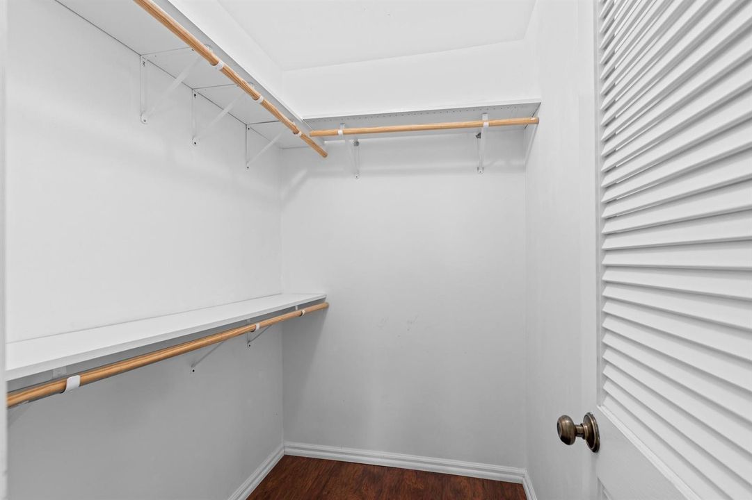 Walk-in Closet