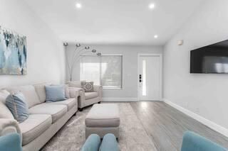GREAT ROOM 2