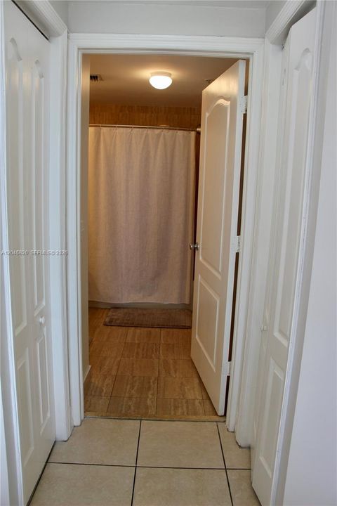 На продажу: $459,000 (2 спален, 2 ванн, 1100 Квадратных фут)