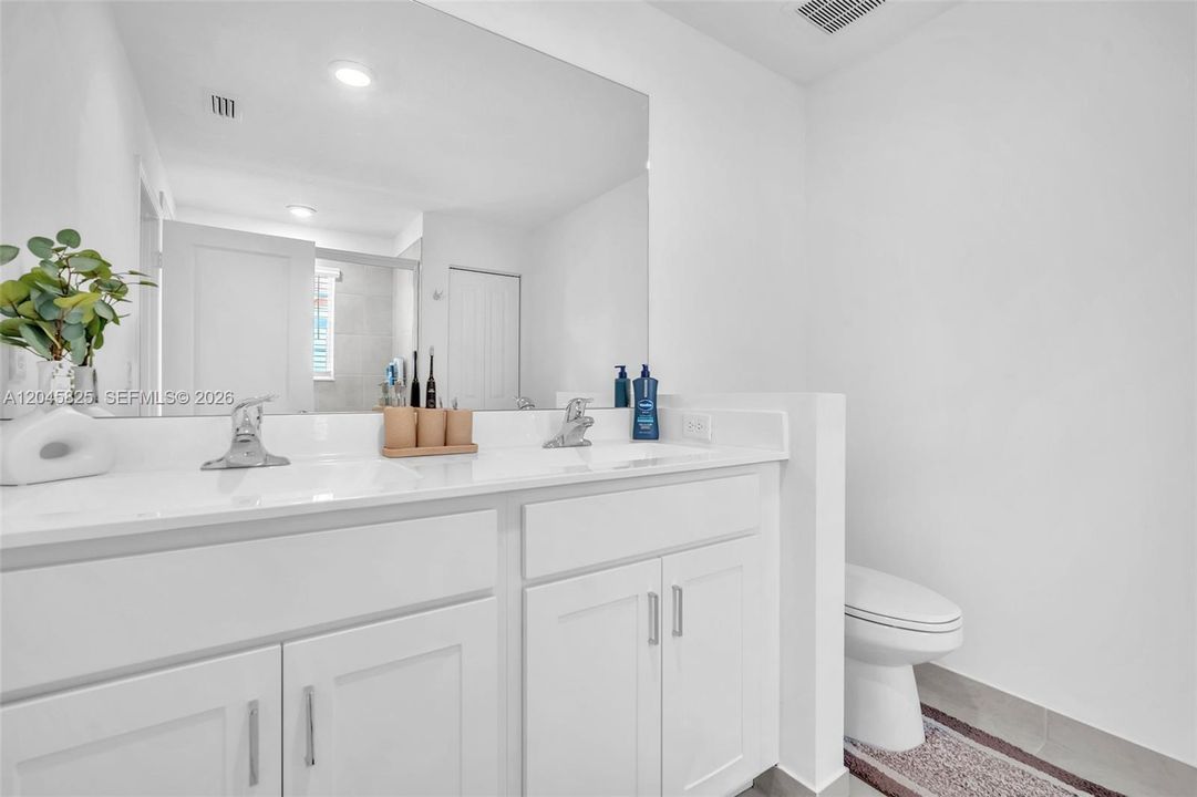 For Sale: $484,999 (4 beds, 2 baths, 1920 Square Feet)