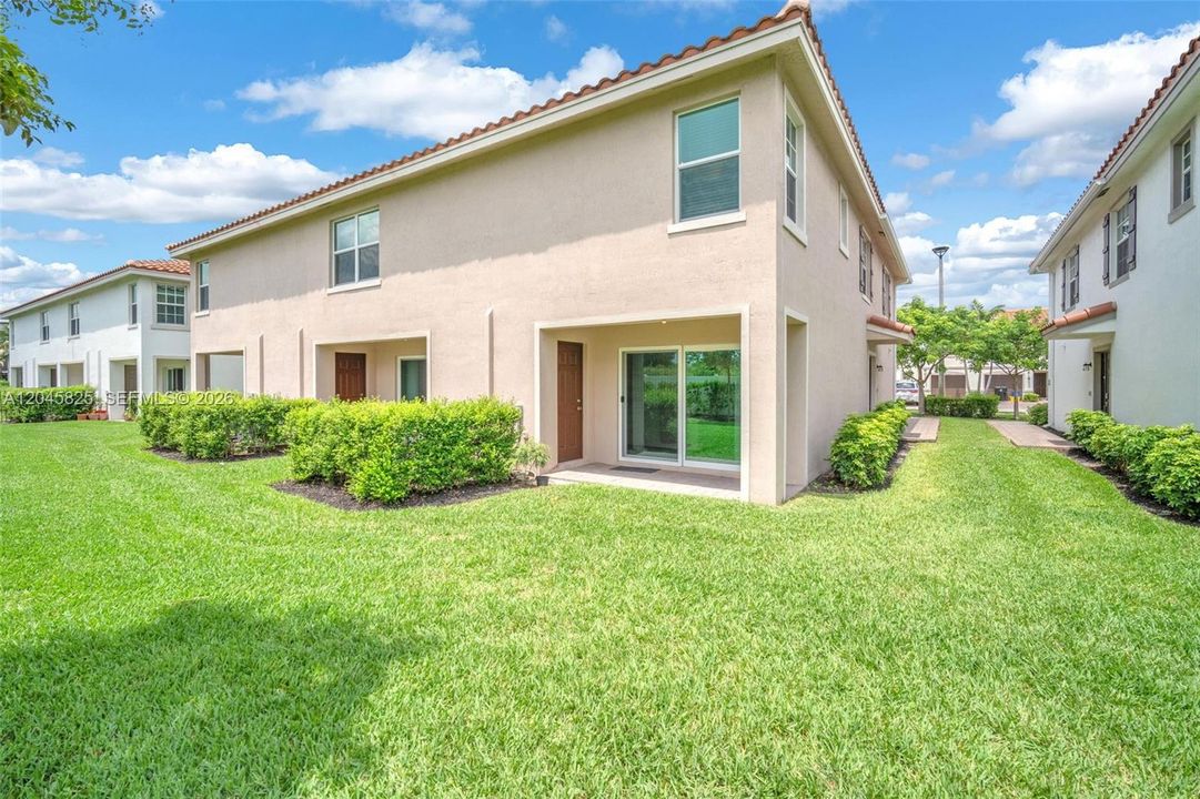 For Sale: $484,999 (4 beds, 2 baths, 1920 Square Feet)