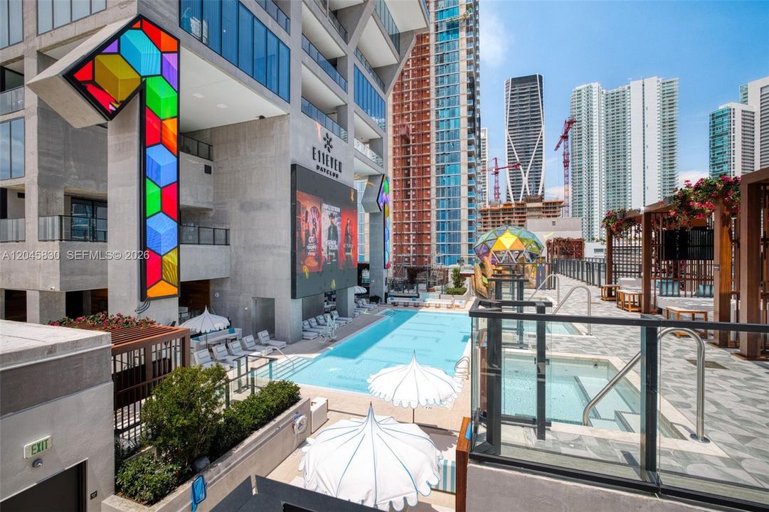 En Venta: $1,595,000 (2 camas, 2 baños, 945 Pies cuadrados)