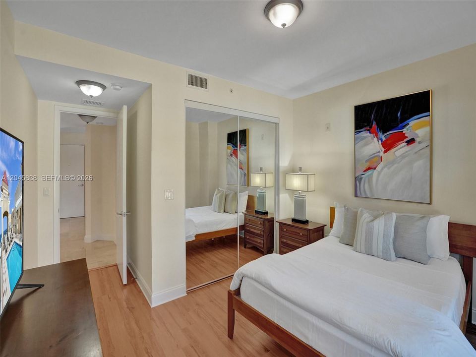 В аренду: $4,300 (2 спален, 2 ванн, 1510 Квадратных фут)