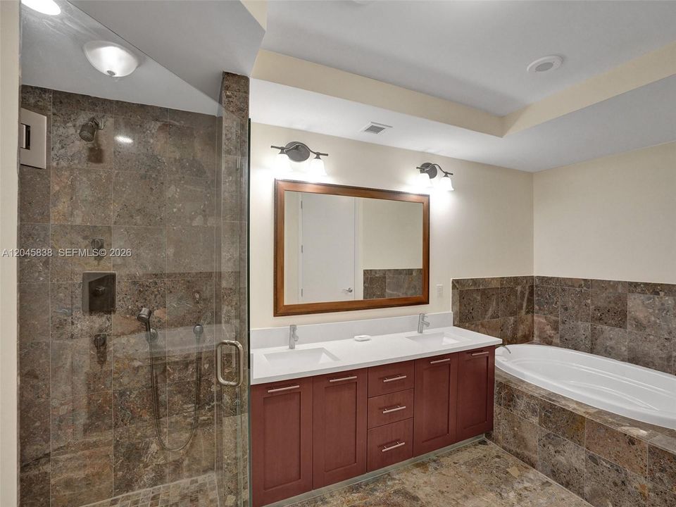 В аренду: $4,300 (2 спален, 2 ванн, 1510 Квадратных фут)