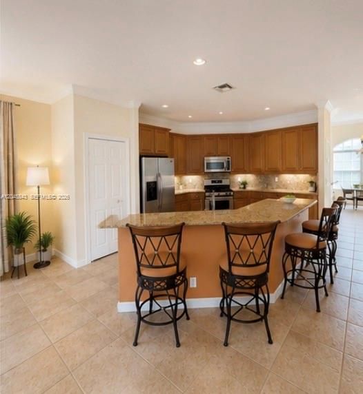 En Venta: $715,000 (4 camas, 3 baños, 2459 Pies cuadrados)