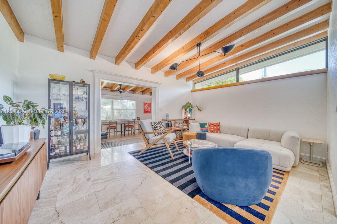 For Rent: $6,500 (4 beds, 2 baths, 1799 Square Feet)