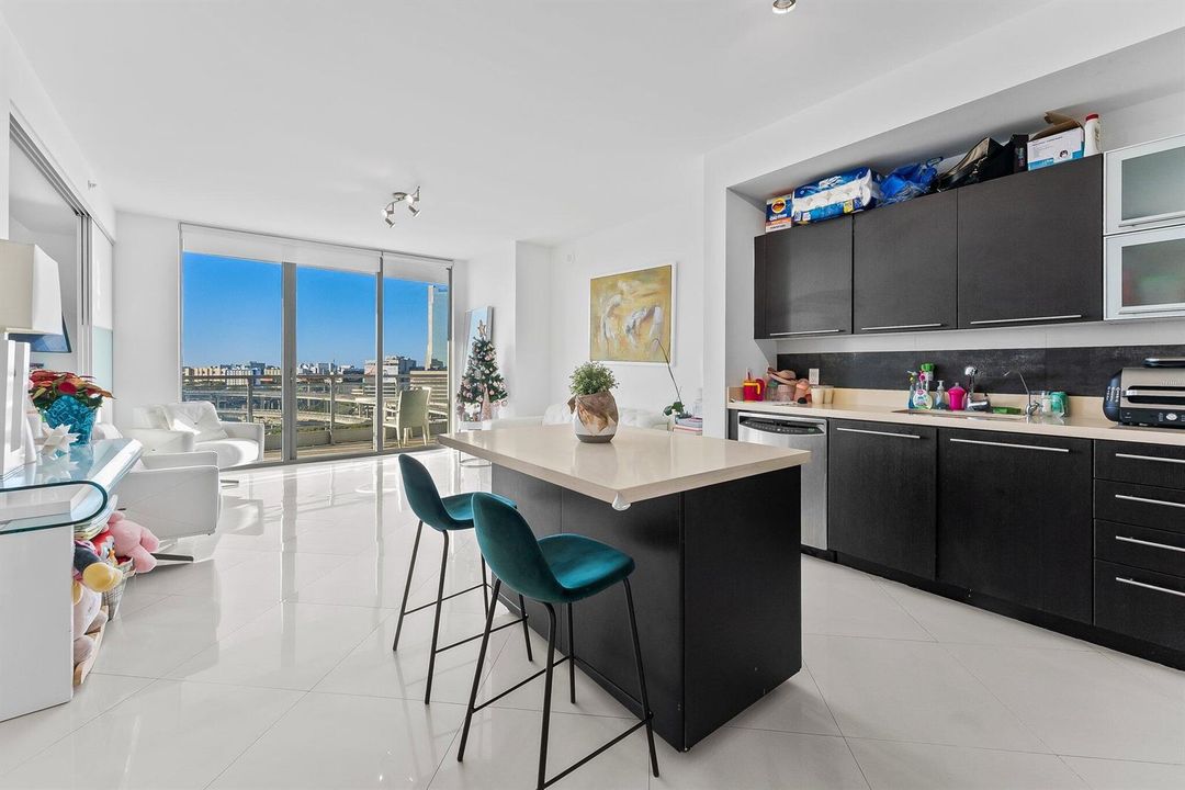 Open Kitchen