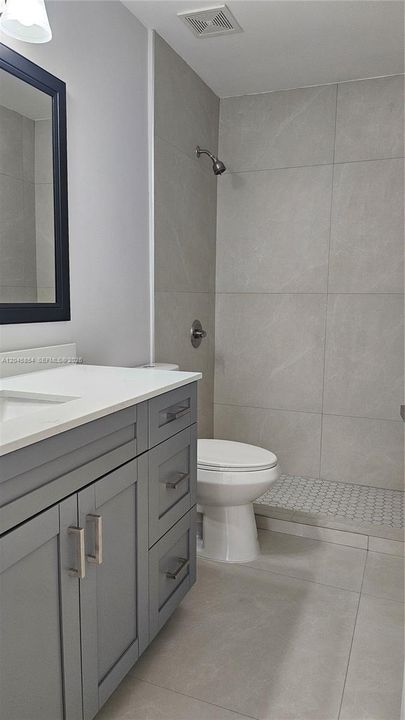 В аренду: $3,200 (3 спален, 2 ванн, 1318 Квадратных фут)