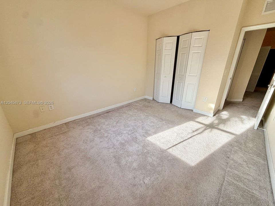 For Rent: $4,100 (3 beds, 2 baths, 1783 Square Feet)