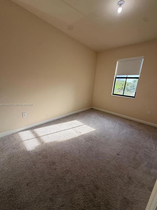 For Rent: $4,100 (3 beds, 2 baths, 1783 Square Feet)
