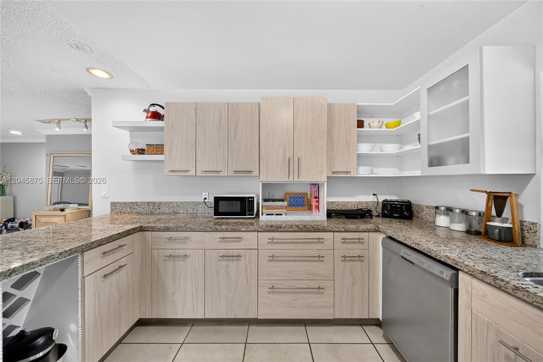For Sale: $615,000 (3 beds, 2 baths, 1764 Square Feet)