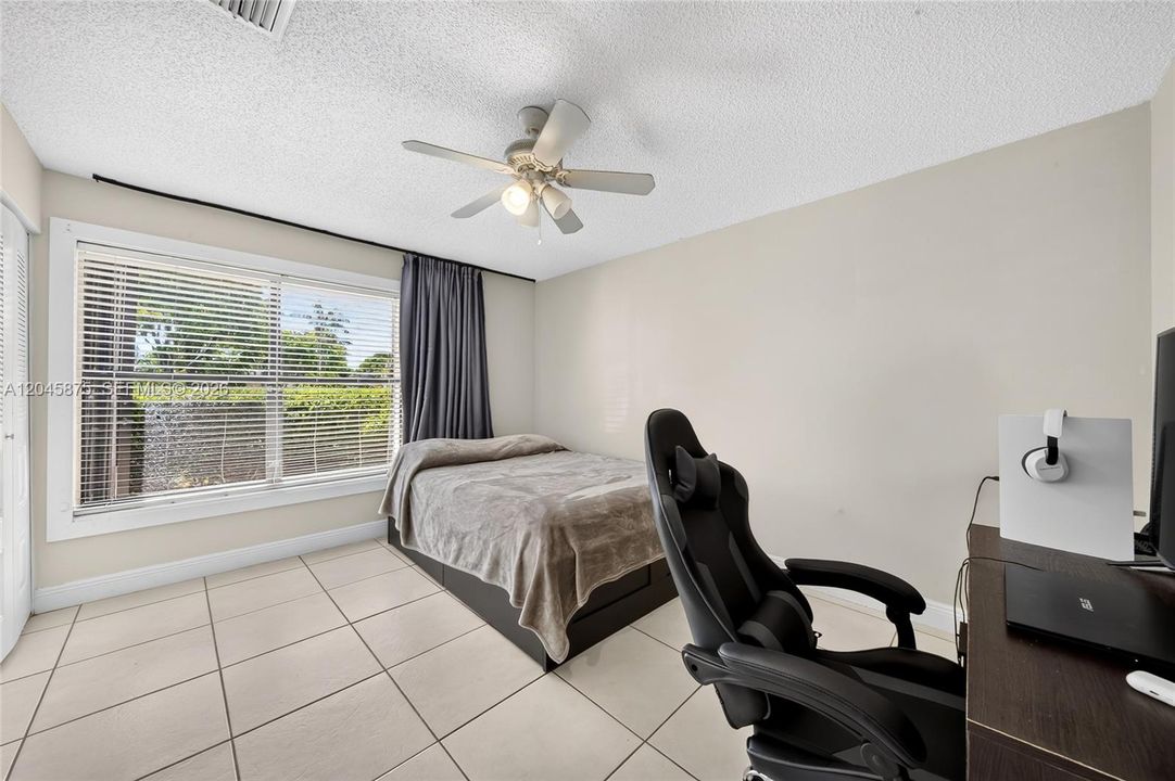For Sale: $615,000 (3 beds, 2 baths, 1764 Square Feet)