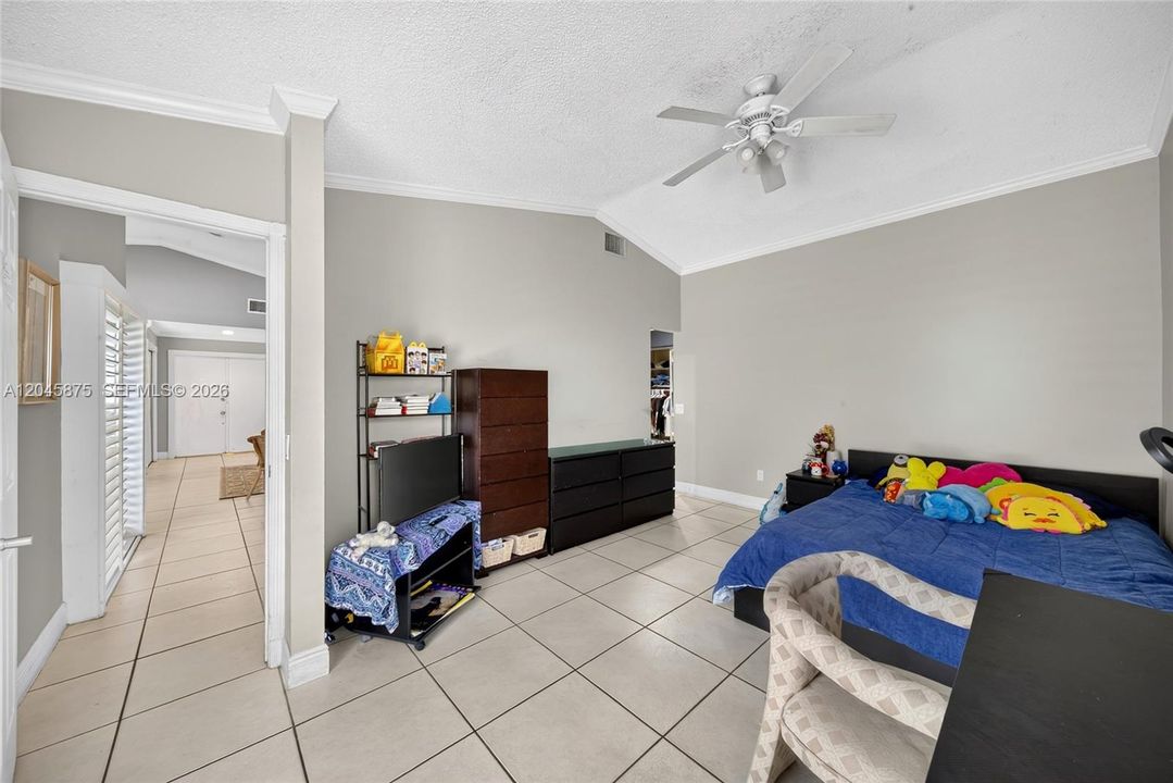 For Sale: $615,000 (3 beds, 2 baths, 1764 Square Feet)