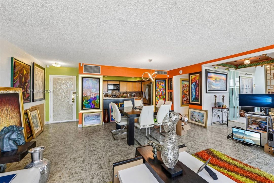 В аренду: $2,850 (2 спален, 2 ванн, 1188 Квадратных фут)