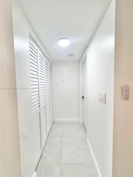 В аренду: $2,400 (2 спален, 2 ванн, 1097 Квадратных фут)