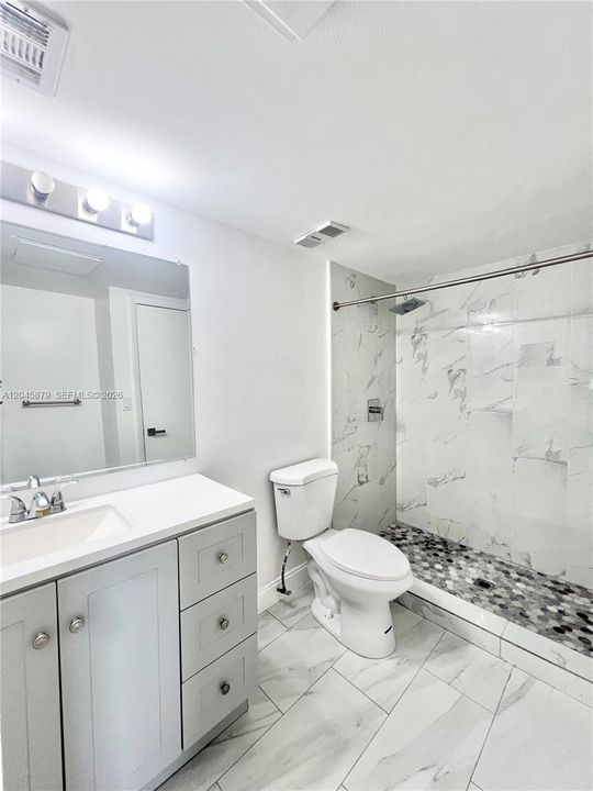 В аренду: $2,400 (2 спален, 2 ванн, 1097 Квадратных фут)