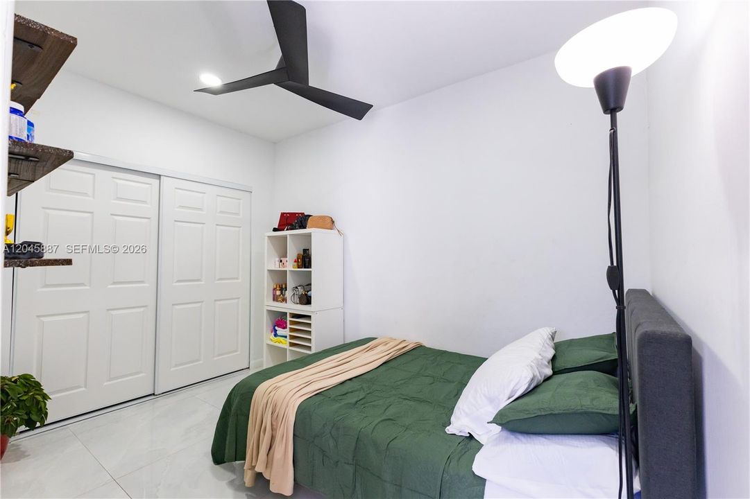 For Sale: $850,000 (4 beds, 2 baths, 1732 Square Feet)