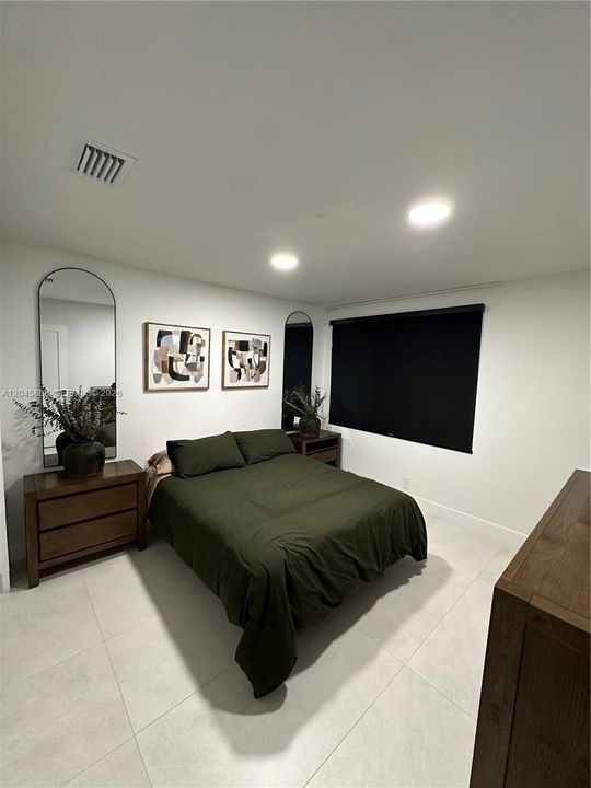 For Rent: $4,500 (3 beds, 2 baths, 1438 Square Feet)