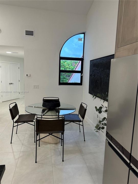 For Rent: $4,500 (3 beds, 2 baths, 1438 Square Feet)