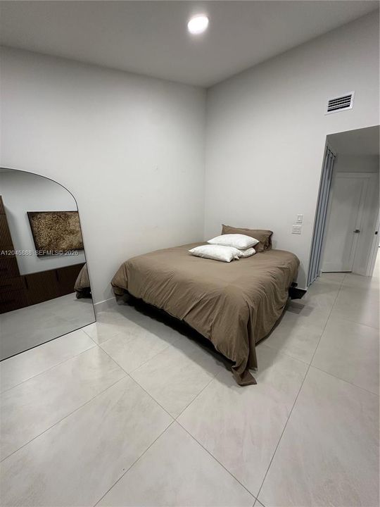 For Rent: $4,500 (3 beds, 2 baths, 1438 Square Feet)