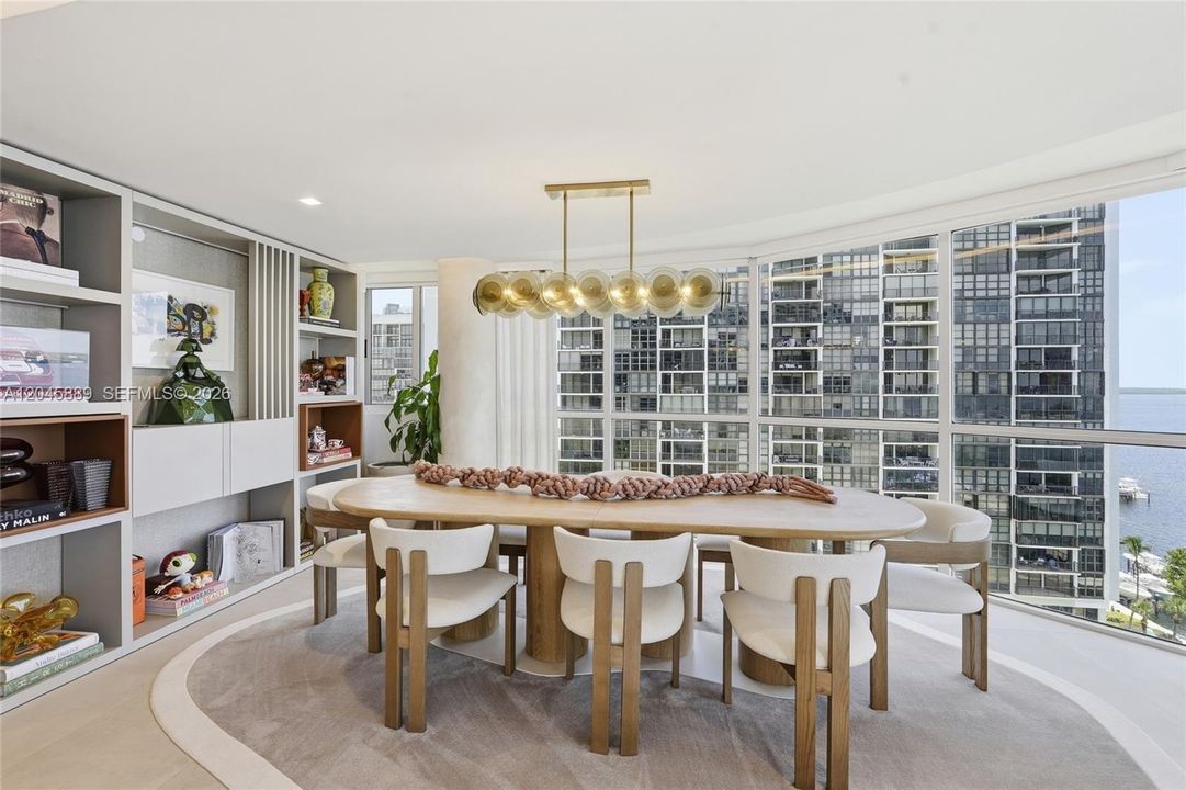 For Sale: $2,150,000 (3 beds, 3 baths, 2149 Square Feet)