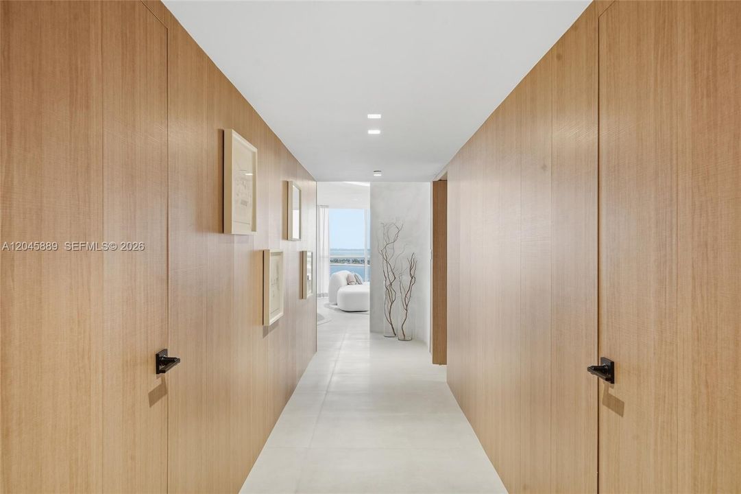 For Sale: $2,150,000 (3 beds, 3 baths, 2149 Square Feet)