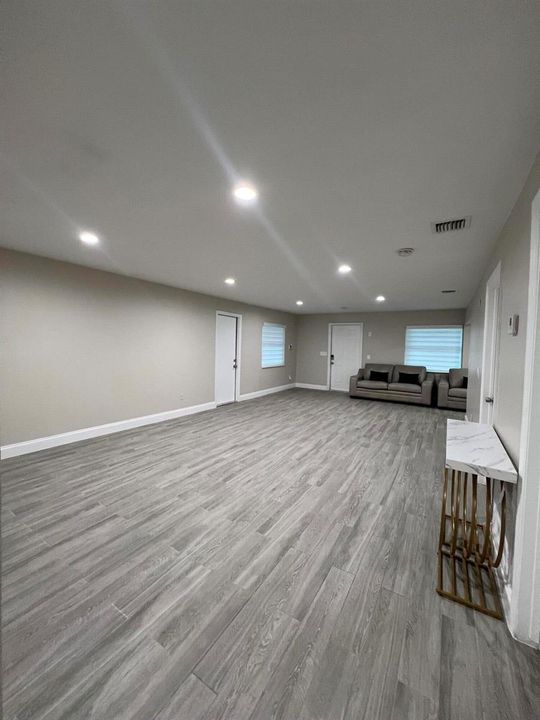 Full Living Room and Dining