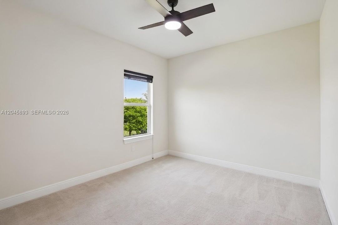 En Venta: $825,000 (3 camas, 2 baños, 1881 Pies cuadrados)