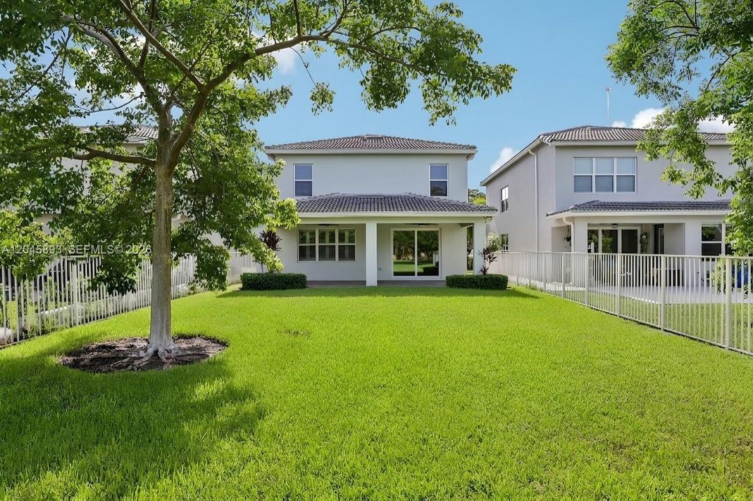 En Venta: $825,000 (3 camas, 2 baños, 1881 Pies cuadrados)