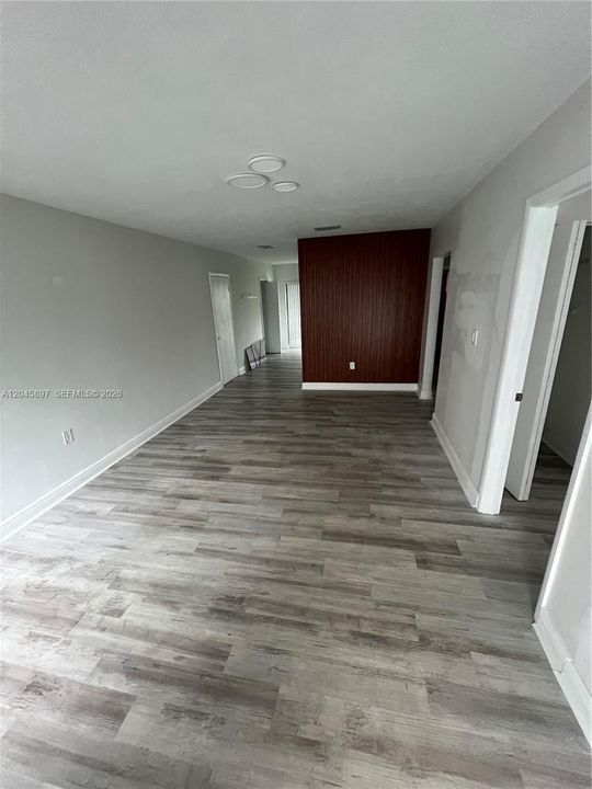 В аренду: $3,400 (3 спален, 1 ванн, 1310 Квадратных фут)