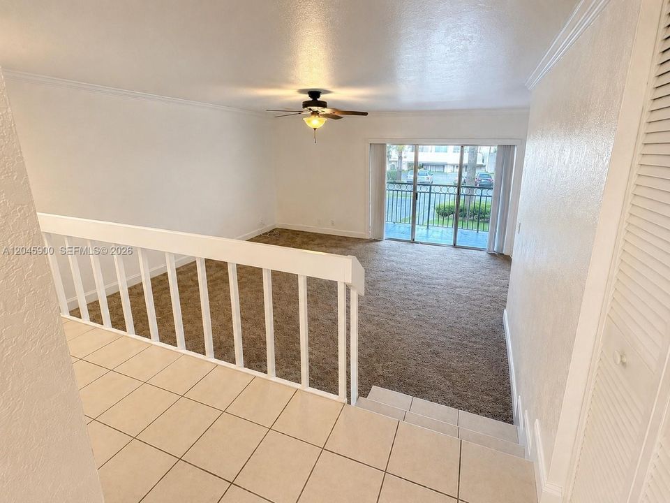 For Rent: $1,700 (2 beds, 2 baths, 1100 Square Feet)