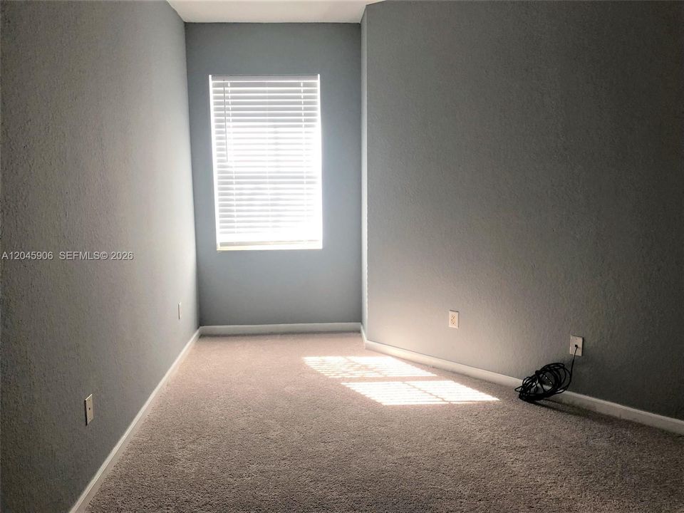 В аренду: $2,695 (3 спален, 2 ванн, 1423 Квадратных фут)