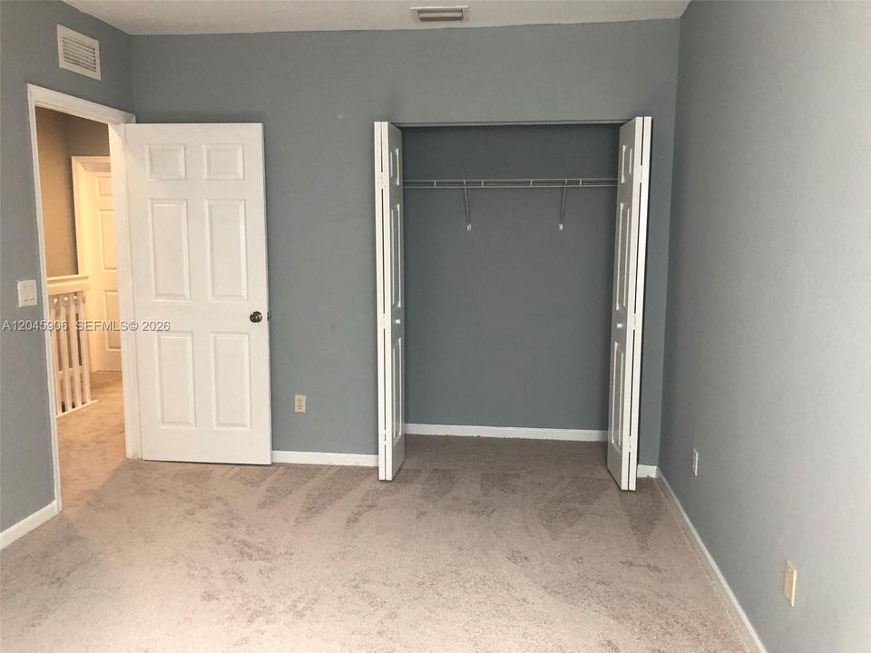 В аренду: $2,695 (3 спален, 2 ванн, 1423 Квадратных фут)