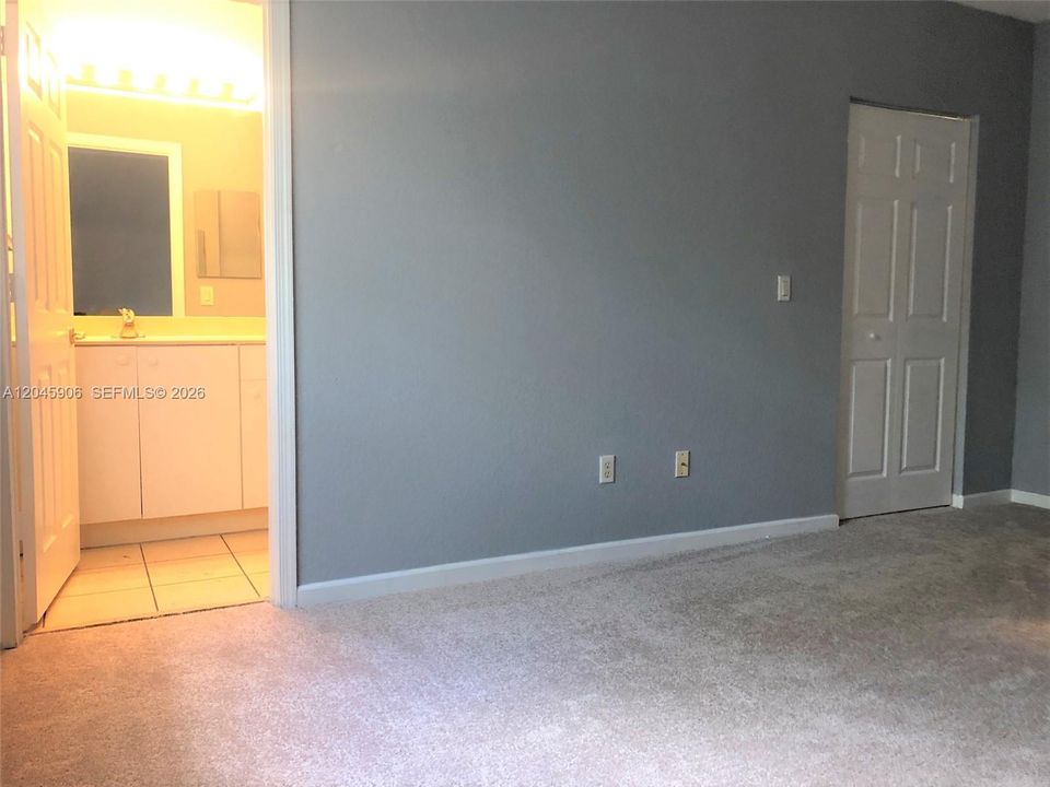 В аренду: $2,695 (3 спален, 2 ванн, 1423 Квадратных фут)