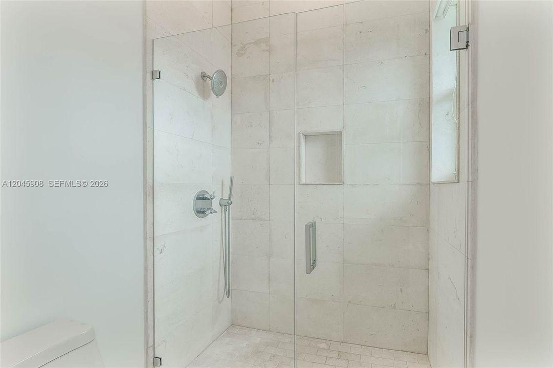 В аренду: $8,950 (3 спален, 2 ванн, 1641 Квадратных фут)
