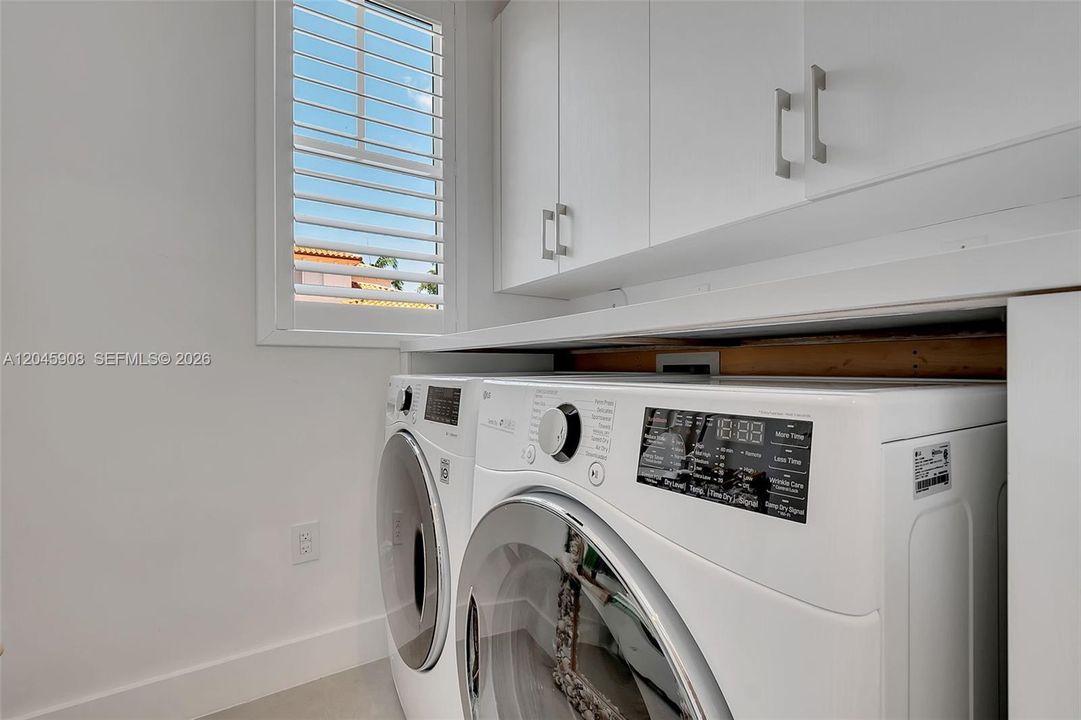 В аренду: $8,950 (3 спален, 2 ванн, 1641 Квадратных фут)