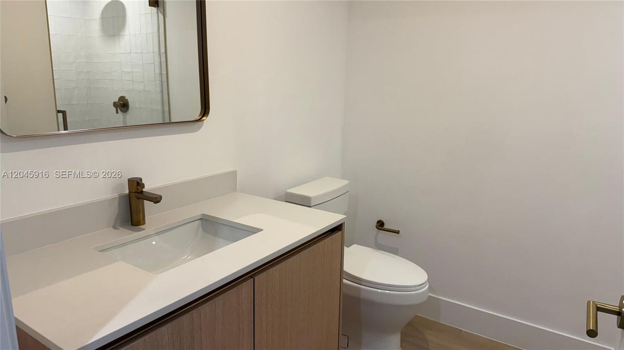 В аренду: $5,800 (1 спален, 2 ванн, 786 Квадратных фут)