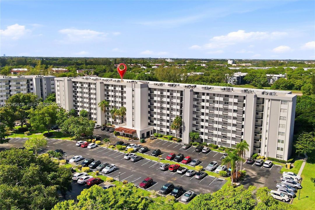 На продажу: $169,000 (2 спален, 2 ванн, 1100 Квадратных фут)