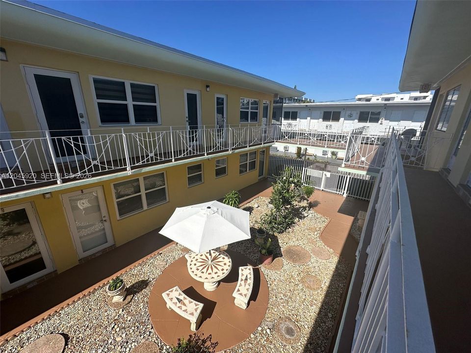 For Rent: $1,750 (1 beds, 1 baths, 504 Square Feet)