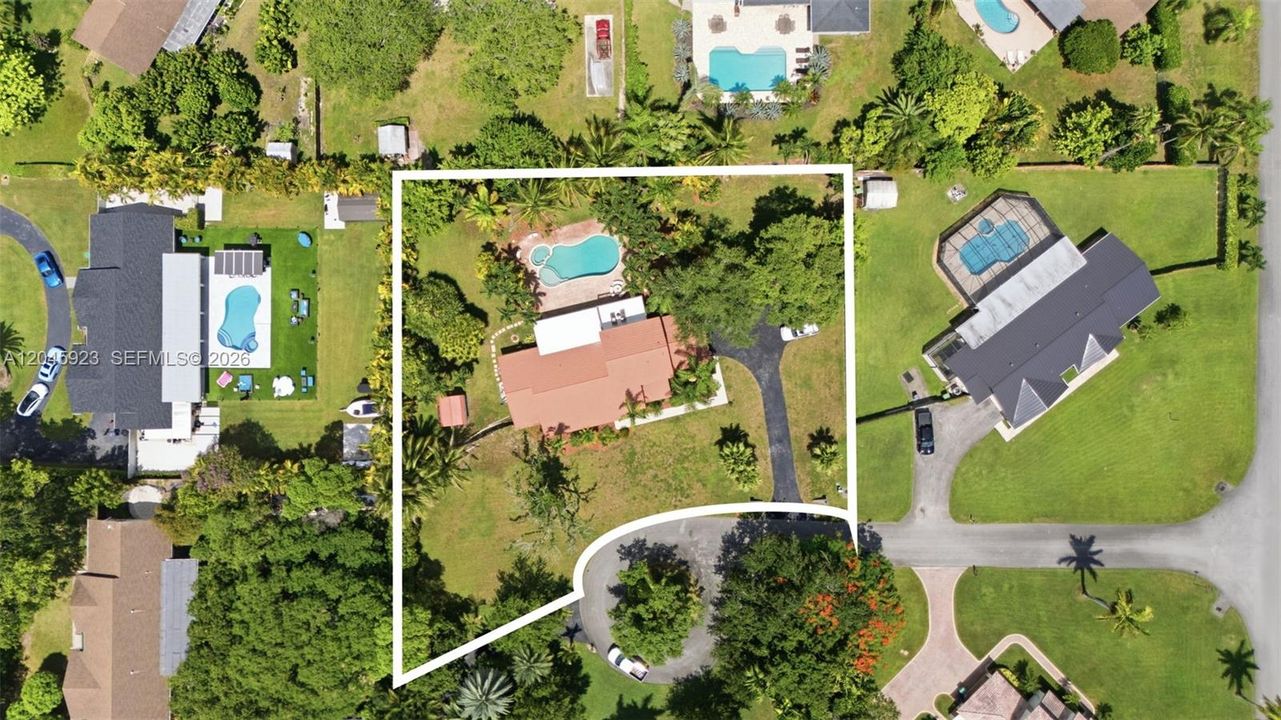 На продажу: $1,195,000 (4 спален, 2 ванн, 2592 Квадратных фут)