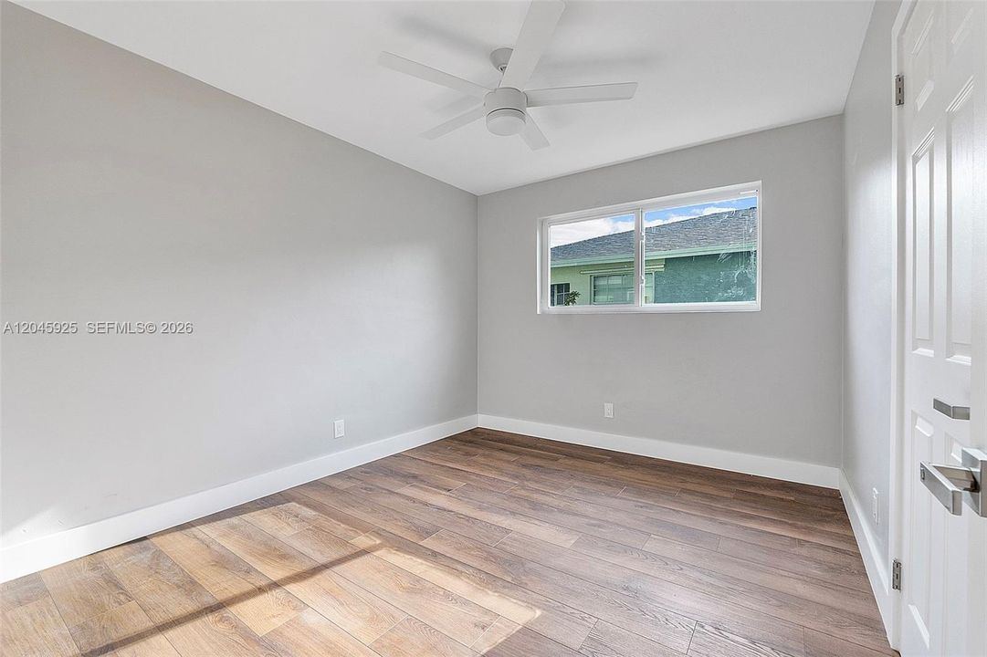В аренду: $3,200 (3 спален, 2 ванн, 1446 Квадратных фут)