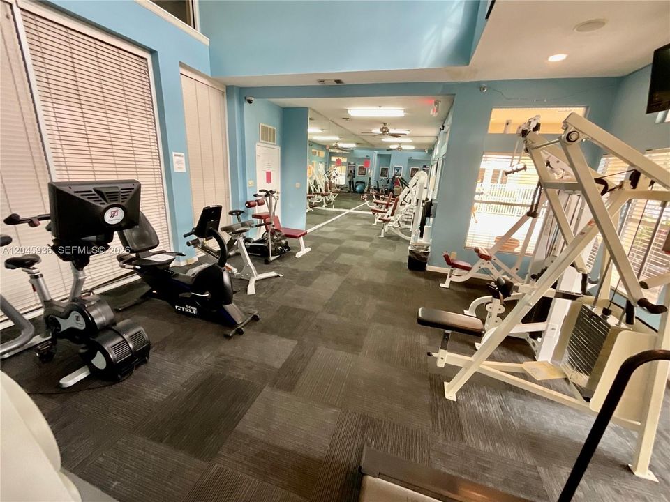 For Sale: $209,000 (2 beds, 2 baths, 1256 Square Feet)