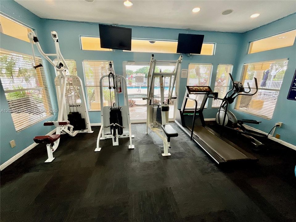 For Sale: $209,000 (2 beds, 2 baths, 1256 Square Feet)