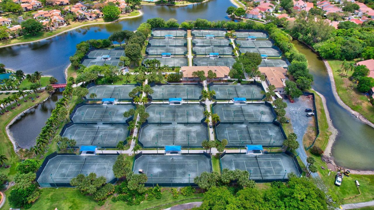 TOWN PLACE SWIM AND RACQUET CLUB