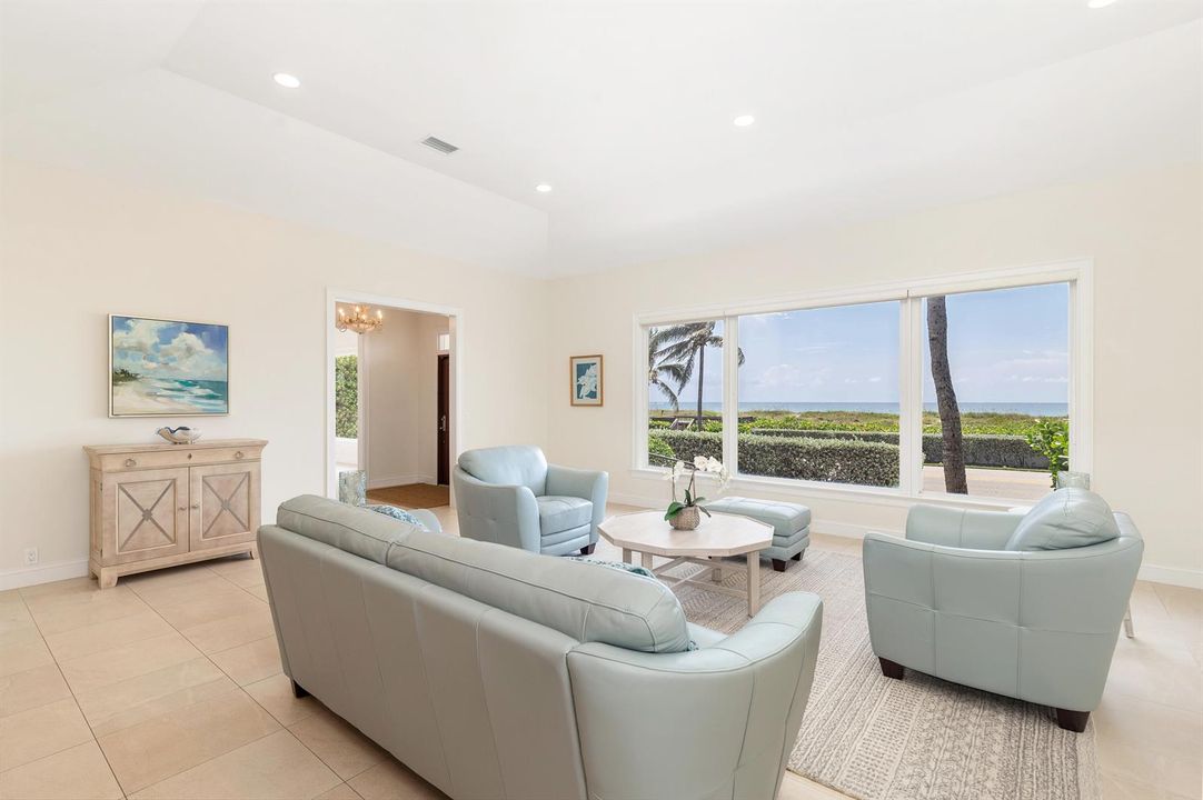 1426 living room
