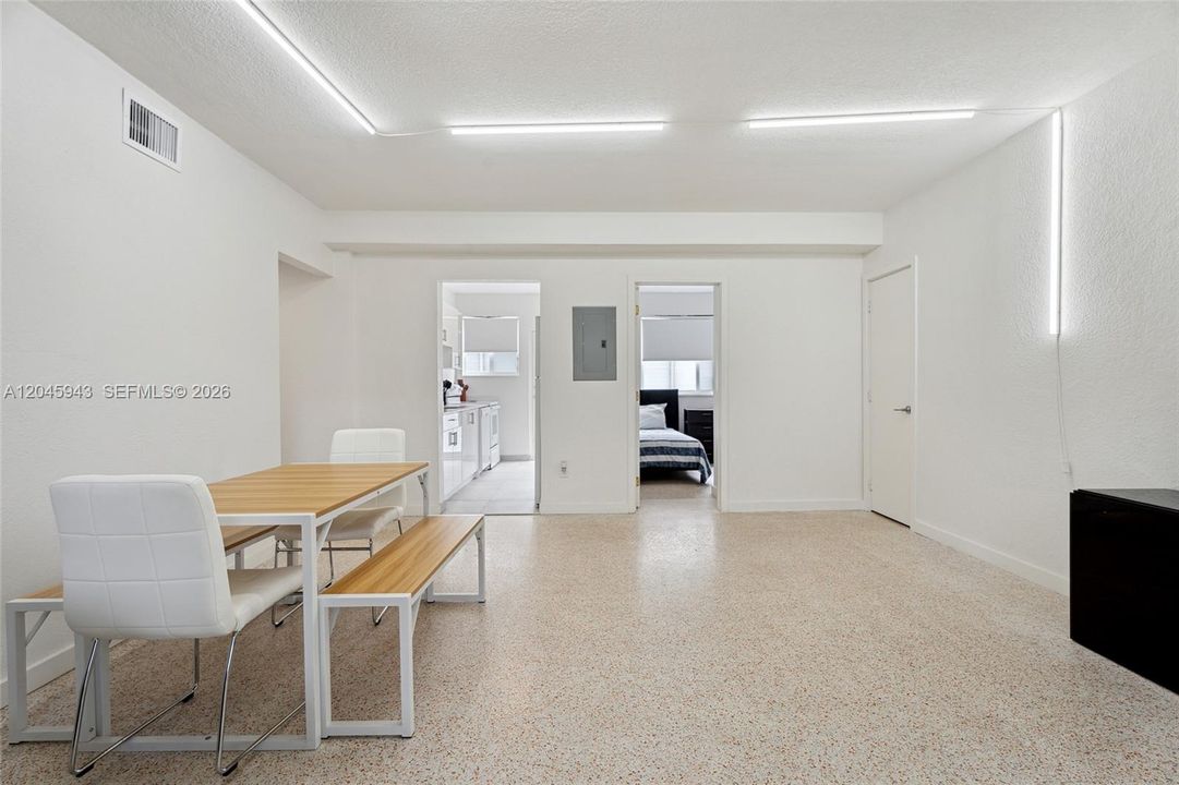 В аренду: $2,600 (2 спален, 1 ванн, 1000 Квадратных фут)