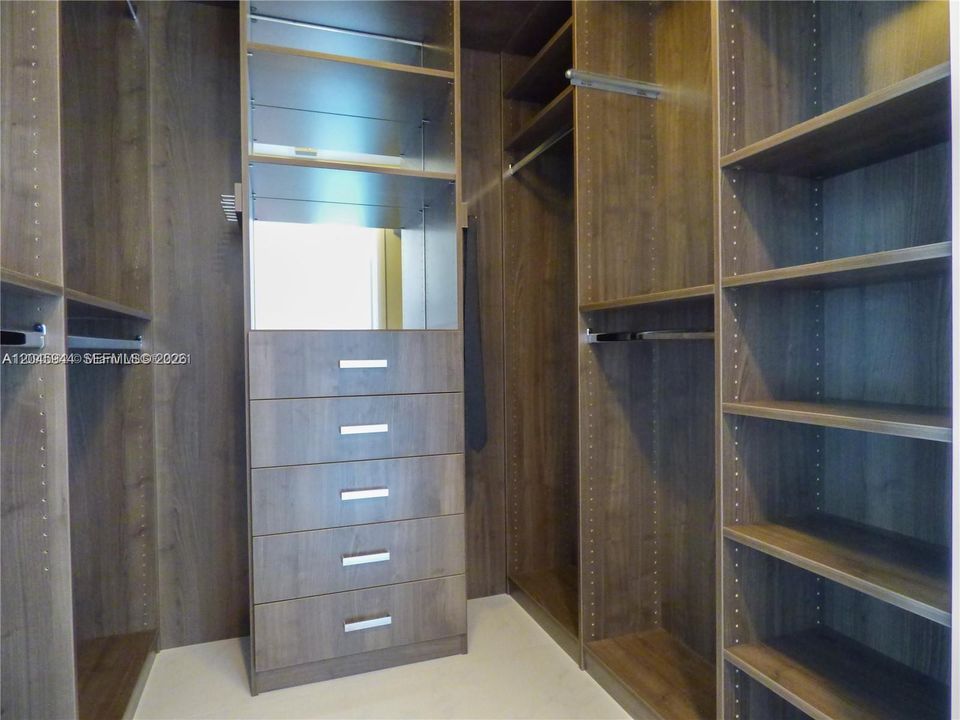 En Renta: $4,400 (2 camas, 2 baños, 1357 Pies cuadrados)