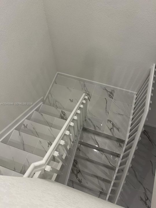 На продажу: $865,000 (5 спален, 3 ванн, 2640 Квадратных фут)