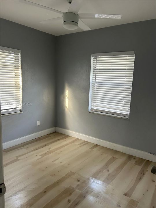 For Sale: $550,000 (4 beds, 2 baths, 1732 Square Feet)