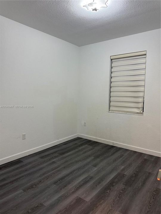 В аренду: $3,300 (3 спален, 2 ванн, 1330 Квадратных фут)